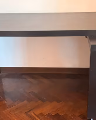 Scrivania in Noce Nera Piano Estraibile