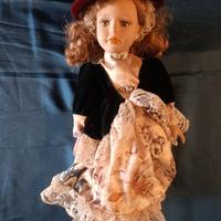 Bambola in porcellana vintage 40 cm con abito eleg