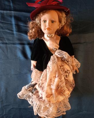 Bambola in porcellana vintage 40 cm con abito eleg