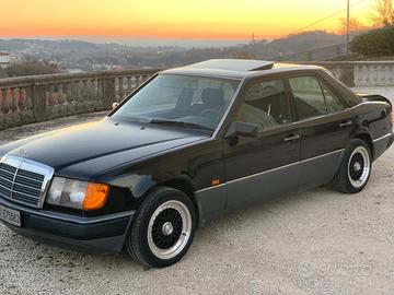 Mercedes 200E