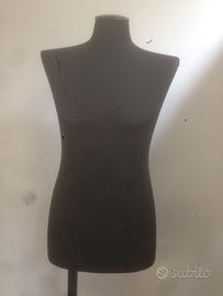 busto abbigliamento
