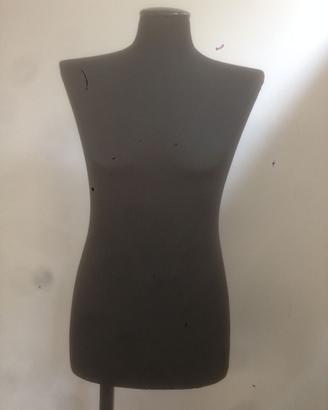 busto abbigliamento