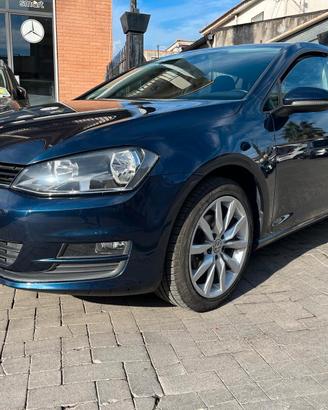 Volkswagen Golf 1.6 TDI DSG 5p. Highline BlueMotio