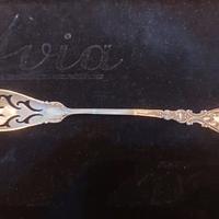 stupendo cucchiaio traforato argento Sterling 