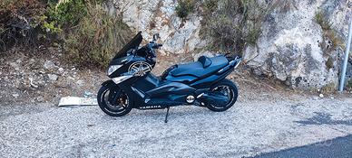 Yamaha Tmax