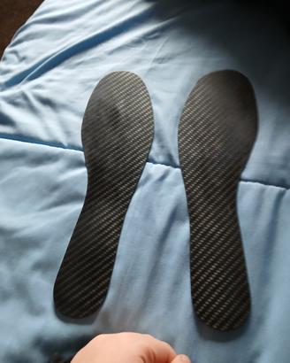 solette in carbonio per scarpe sportive 