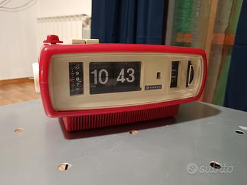 RADIOSVEGLIA VINTAGE SANYO A PALETTE MODERNARIATO