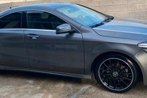 Mercedes-benz CLA 200 4 Matic premim