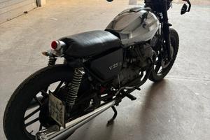 Moto Guzzi v35 Cafe racer