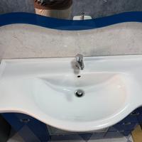 Lavabo più specchio