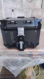Givi trekker Outback 42 litri Top case 