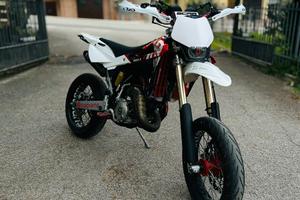 SMEMBRO Husqvarna SM 125 2008