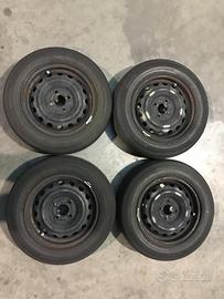 Cerchi ferro + coppe Nissan Micra