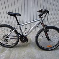 MTB Rockrider 5.2 ruote 24" alluminio