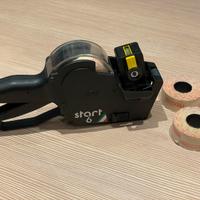 Prezzatrice manuale con nastri e inchiostri