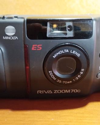 MINOLTA RIVA ZOOM 70c macchina fotografica
