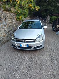 Opel Astra station wagon