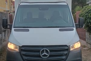furgone mercedes sprinter 516 cdi con cella frigo