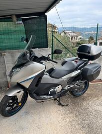 Honda Integra 750 S