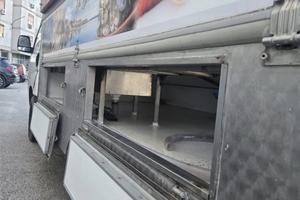 autonegozio pescivendolo