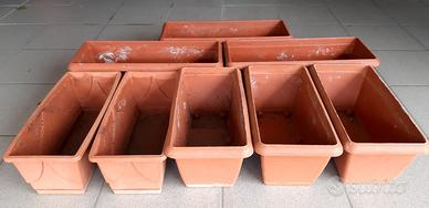 fioriere in plastica  color terracotta