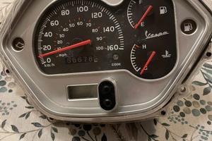 contachilometri vespa GTS