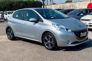 Peugeot 208 1.4 HDi 68 CV 5 porte Allure