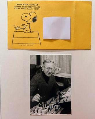 Foto autografa e busta originale di Charles Schulz