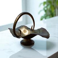 Fruttiera Antica in Rame Sbalzato con Manico