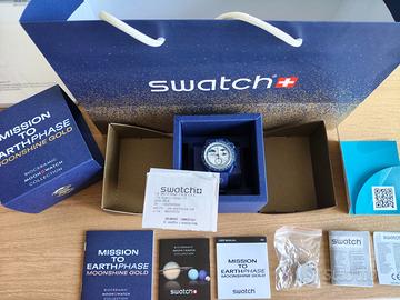 omega x swatch moonshine gold "luna del castoro"