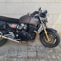 Suzuki gsx 750 case race