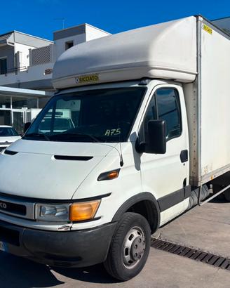 A75 IVECO DAILY 35C13 FURGONE motore cc 2800