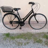 Bicicletta bici da donna misura 28"