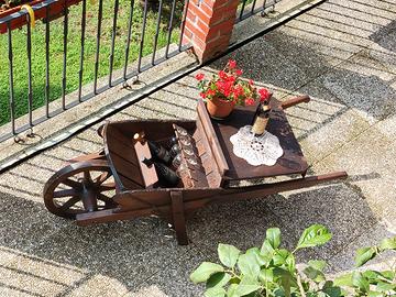 Antica Carriola (Per Lei e per Lui)