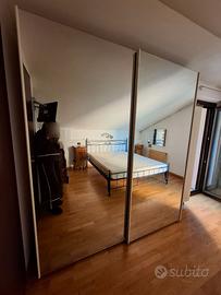 Armadio specchio porte scorrevoli