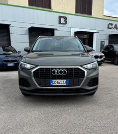 Audi Q3 35 TDI S tronic Business