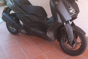 Yamaha xmax