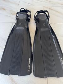 Pinne Scubapro M/L con cinghiolo