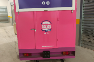 Ape car adibito ad attività commerciale