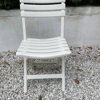 Sedie di plastica pieghevoli