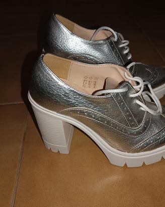 Scarpe stringate argento Estrodonna