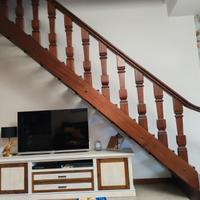 Scala per interni in legno massello