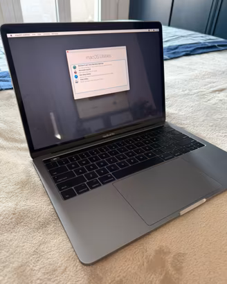 Macbook Pro 2017 1TB i7 3,5 Ghz Dual Core 16GB RAM