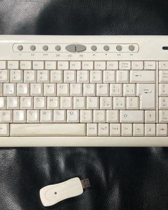 Tastiera pc wireless
