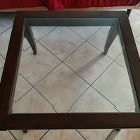 Tavolino da salotto in legno e vetro