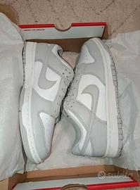 Nike Dunk Low Grigie e Bianche 42 Nuove Originali