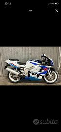 Suzuki gsxr 600 FIM