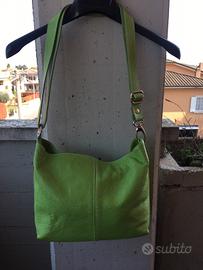 Borsa verde 100% pelle