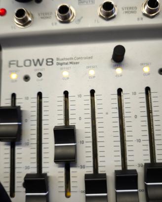 Mixer digitale behringer flow 8 fx