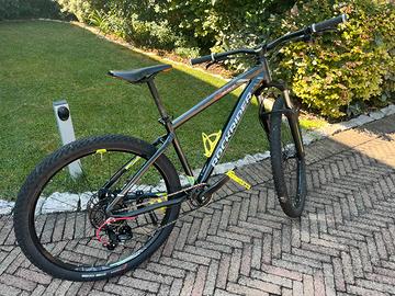 Mountain bike Rockrider ST 530